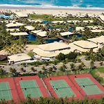 Dom Pedro Laguna Beach Resort & Golf